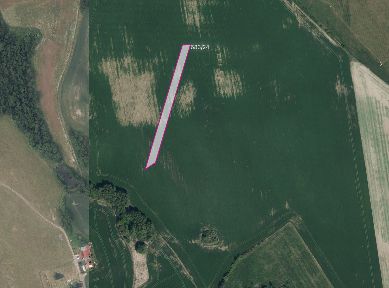 Prodej pole 1 986 m²