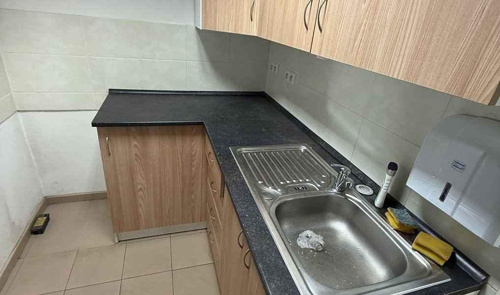 Pronájem skladovacích prostor 850 m², Trutnov – náhled fotky 15