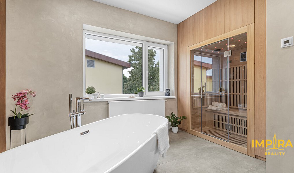 Prodej domu 197 m² s pozemkem 352 m², Město Touškov – náhled fotky 4