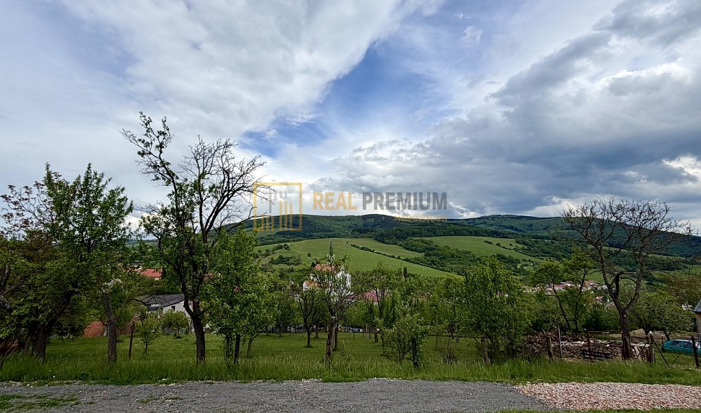 Prodej stavebního pozemku 750 m², Březová – náhled fotky 3