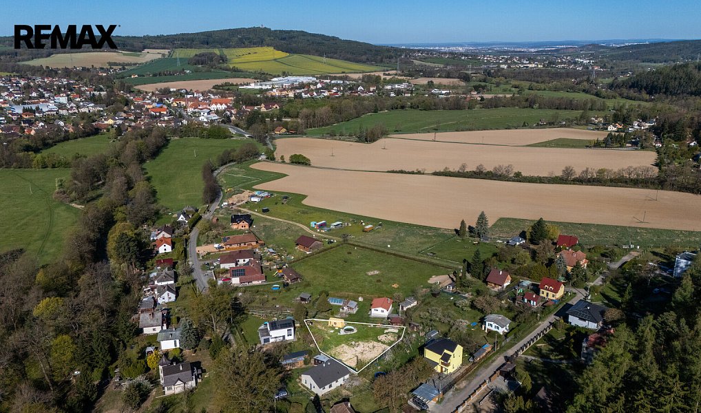 Prodej pozemku 997 m², Šťáhlavy – náhled fotky 2