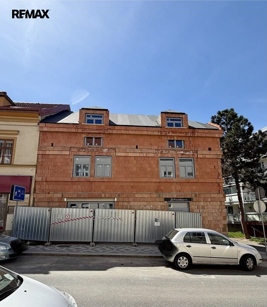 Pronájem komerčního objektu (jiného typu) 55 m² – fotografie 5
