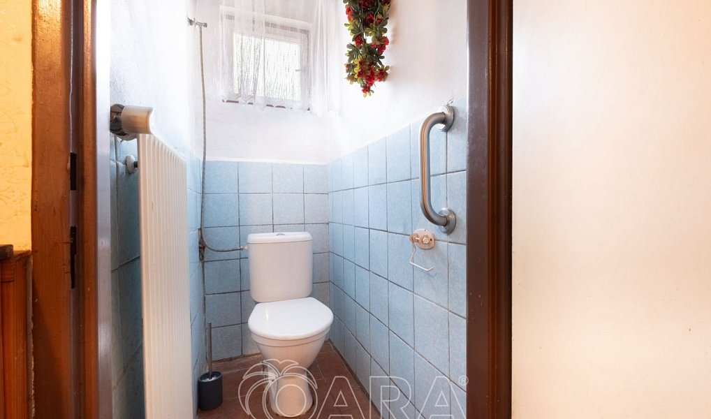 Prodej domu 300 m² s pozemkem 1 482 m², Milovice – náhled fotky 16