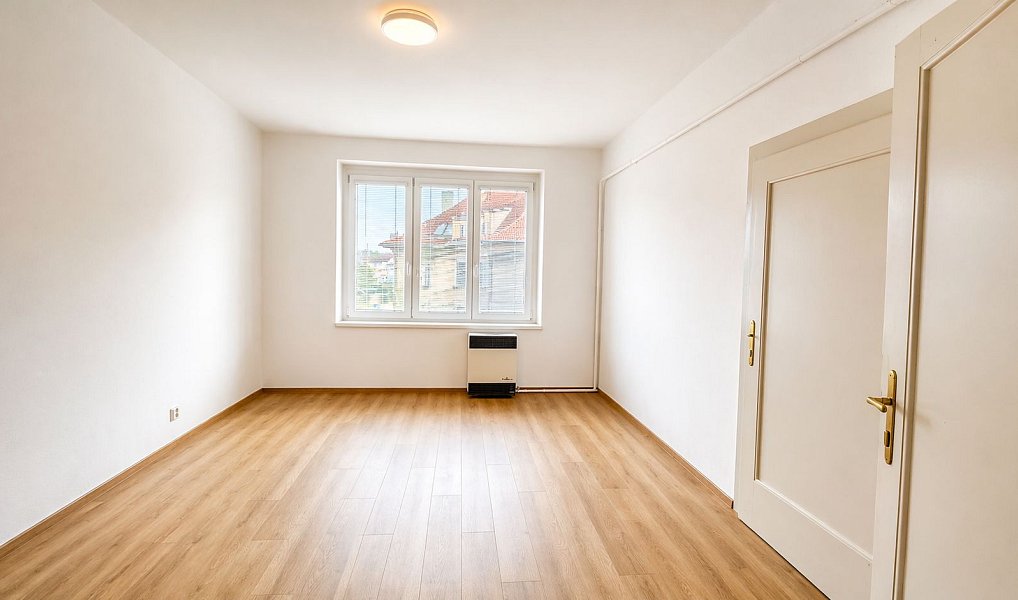Prodej bytu 2+1 63 m², Cheb – náhled fotky 7
