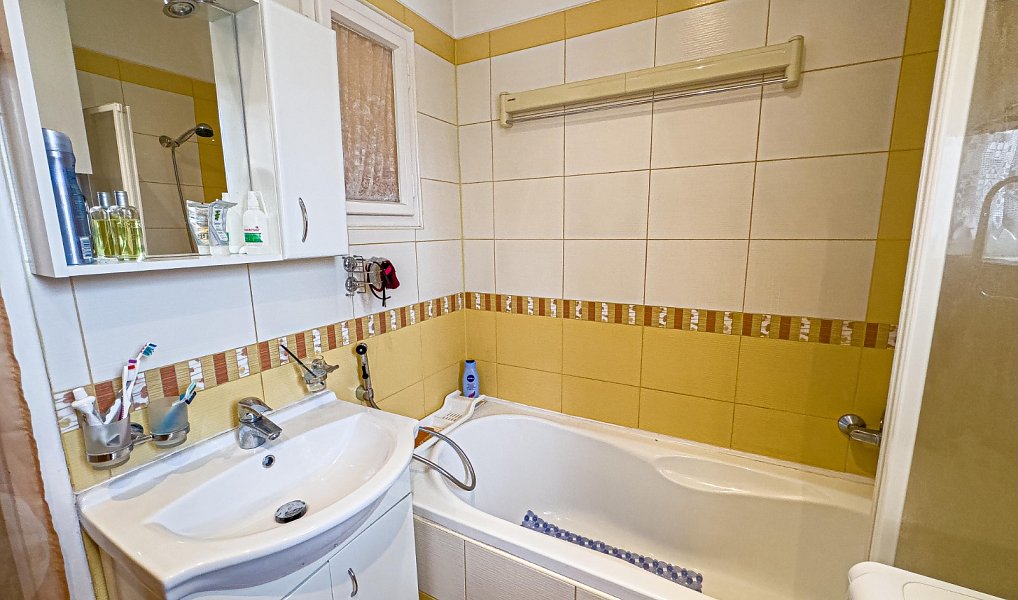 Prodej bytu 2+1 75 m², Teplice – náhled fotky 18