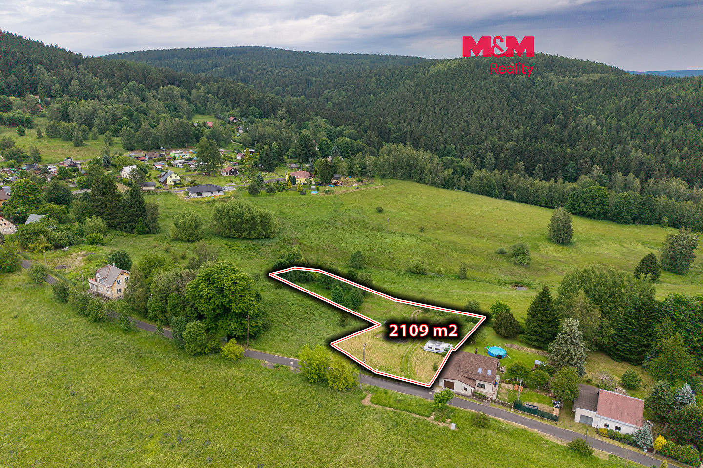 Prodej stavebního pozemku 2 109 m²