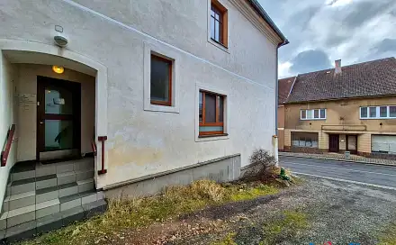 Prodej domu 433 m² s pozemkem 373 m², Kasejovice, okres Plzeň-Jih