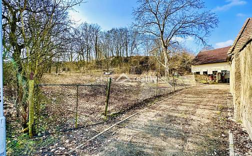 Prodej stavebního pozemku 818 m², Za Humny, Kralupy nad Vltavou - Zeměchy, okres Mělník