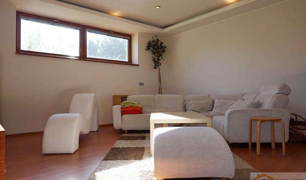 Prodej domu 197 m² s pozemkem 2 022 m², Mostkovice – náhled fotky 7