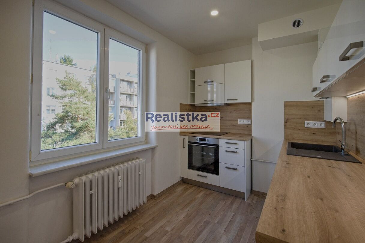 Pronájem bytu 3+1 77 m² – fotografie 3