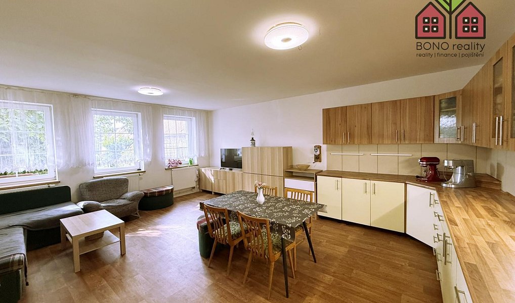 Prodej domu 159 m² s pozemkem 468 m², Žitenice – náhled fotky 9