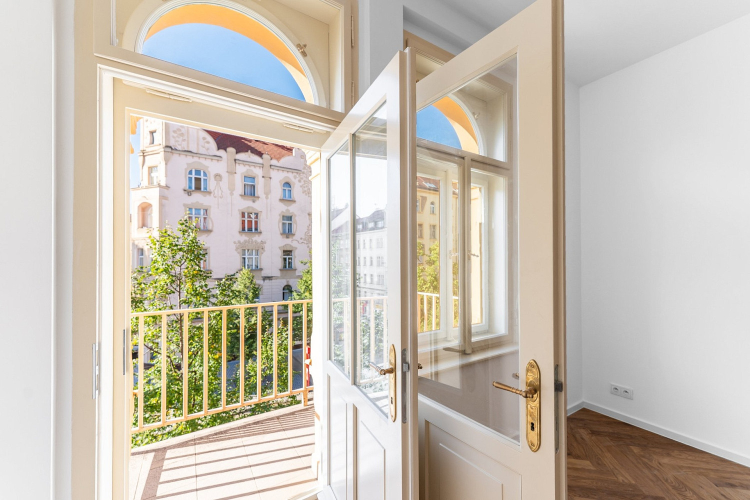 Prodej bytu 2+kk 43 m² – fotografie 2