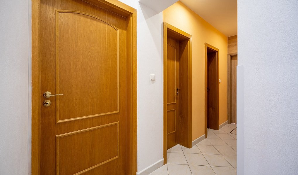 Pronájem kanceláře 40 m², Rousínov – náhled fotky 9