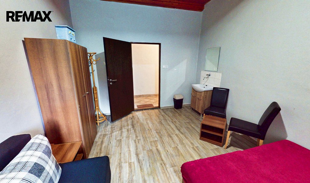 Prodej ubytovacího objektu 210 m², Stádlec – náhled fotky 23