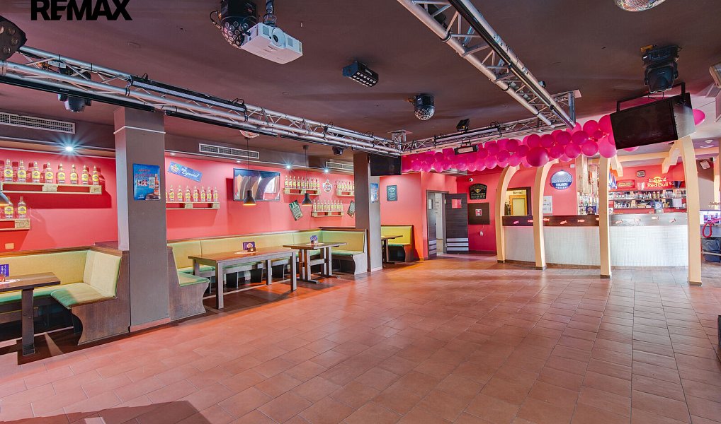 Prodej restaurace 1 240 m², Aš – náhled fotky 14