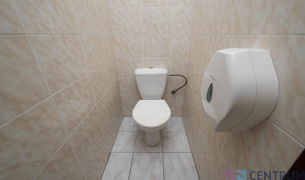 Pronájem kanceláře 1 371 m², Turnov – náhled fotky 13