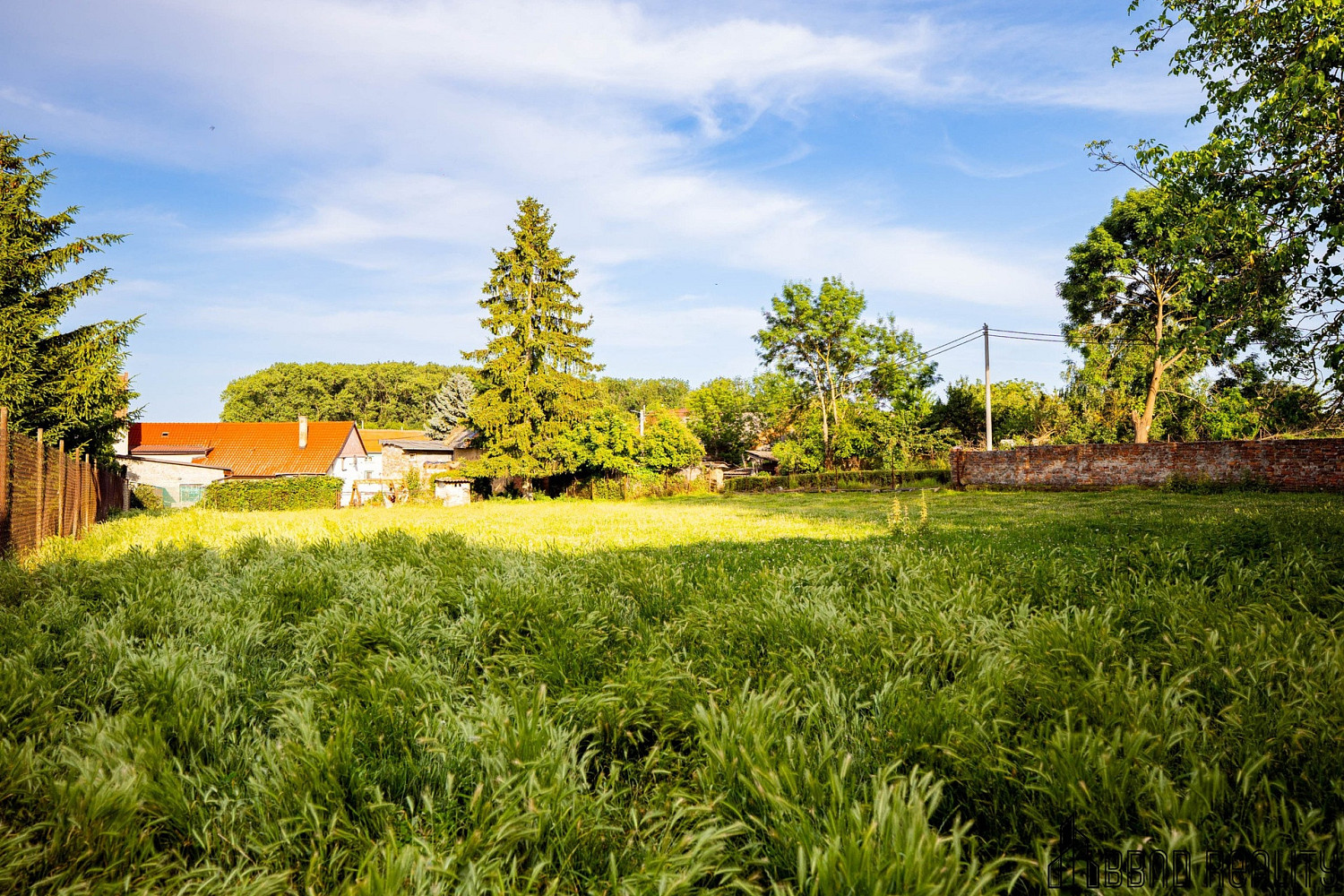 Prodej stavebního pozemku 1 853 m², Biskupice – další
