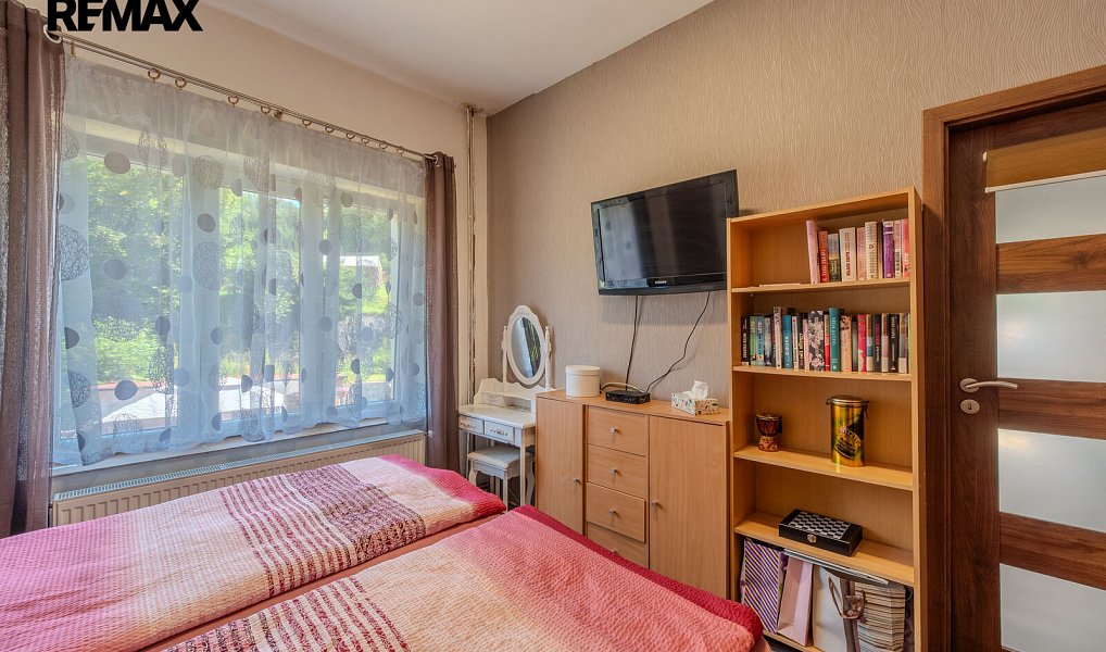 Prodej domu 260 m² s pozemkem 740 m², Tanvald – náhled fotky 15