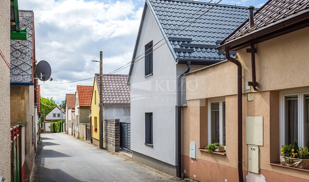 Prodej domu 186 m² s pozemkem 366 m², Horky nad Jizerou – náhled fotky 33