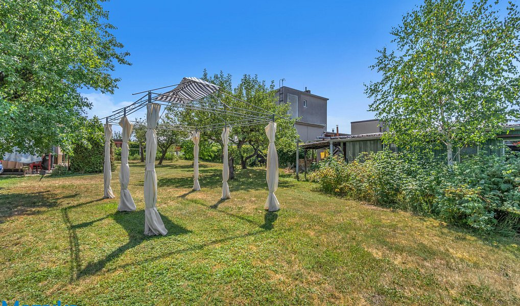 Prodej domu 196 m² s pozemkem 224 m², Pardubice – náhled fotky 3