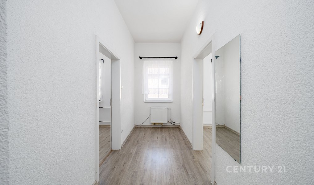 Prodej domu 241 m² s pozemkem 428 m², Chlumec – náhled fotky 22
