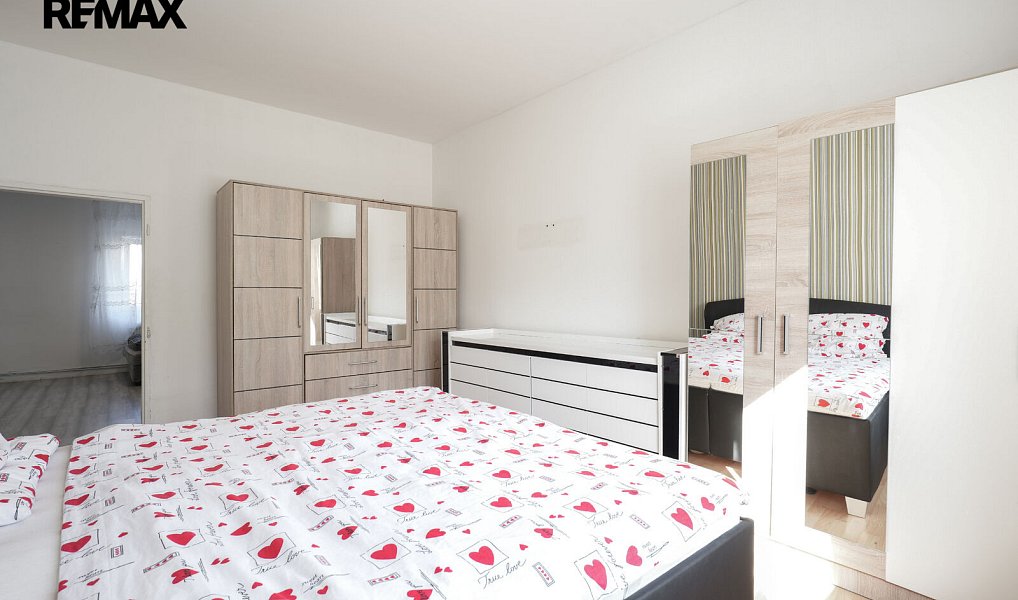 Prodej domu 270 m² s pozemkem 777 m², Zabrušany – náhled fotky 35