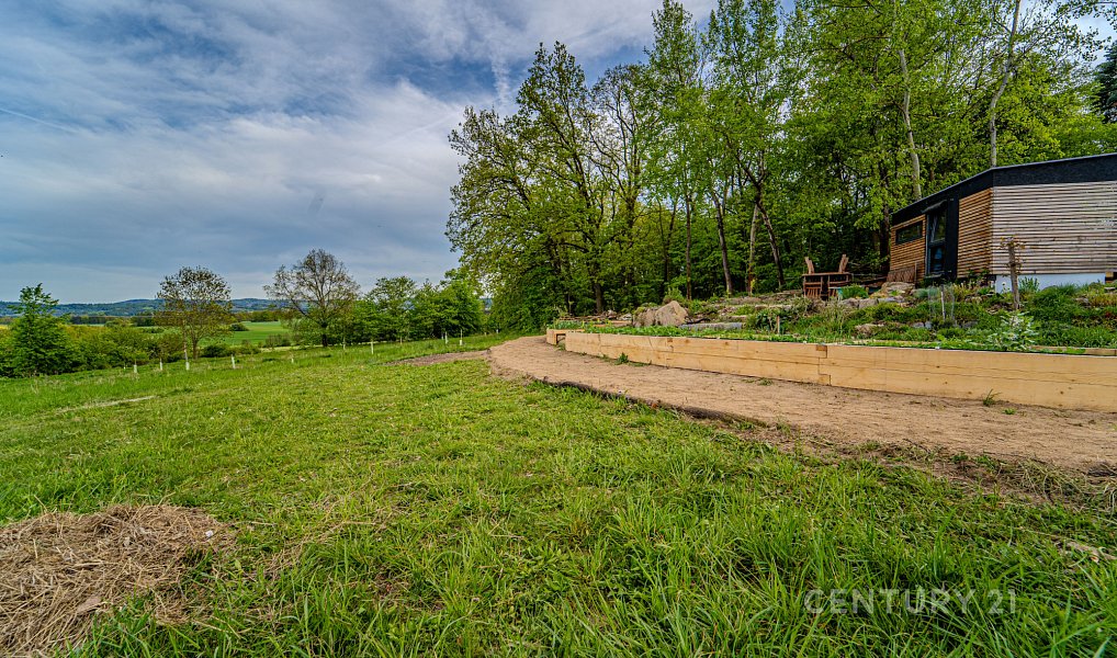 Prodej stavebního pozemku 3 010 m², Vysoký Chlumec – náhled fotky 5