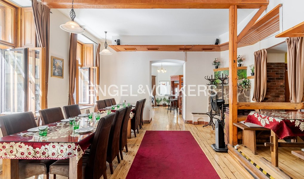 Prodej restaurace 328 m², Praha – náhled fotky 3