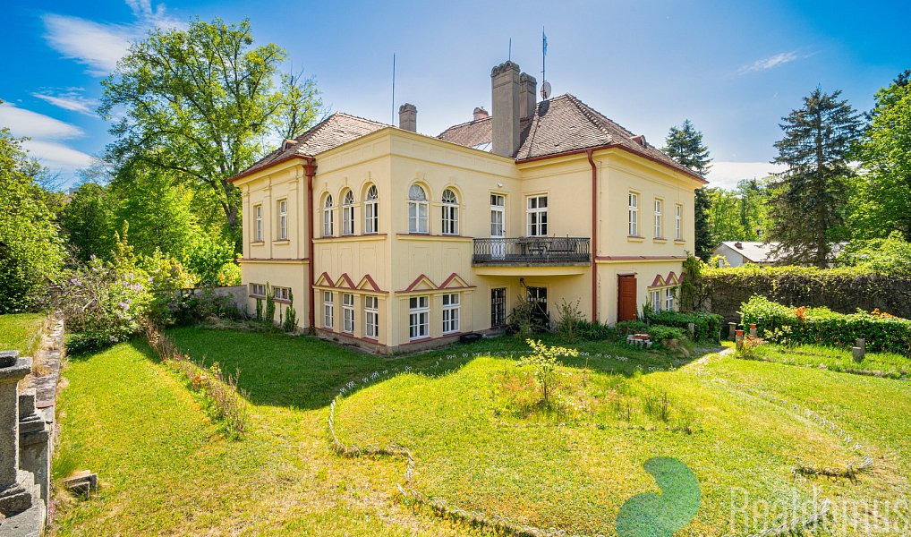 Prodej domu 322 m² s pozemkem 2 633 m², Jindřichův Hradec – náhled fotky 4