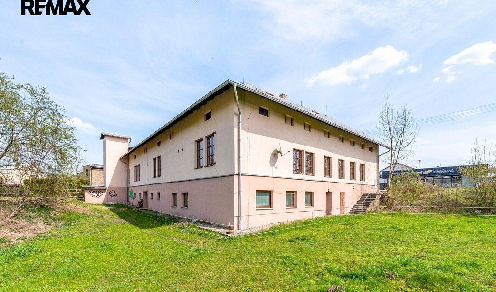 Prodej obchodních prostor 1 080 m², Jablůnka – náhled fotky 6