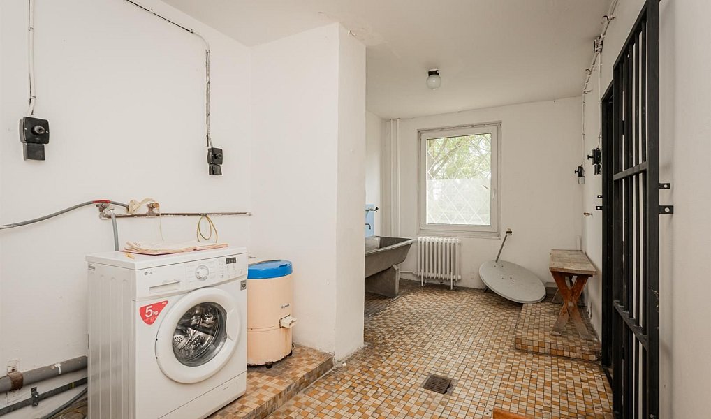 Pronájem bytu 3+1 68 m², Praha – náhled fotky 38