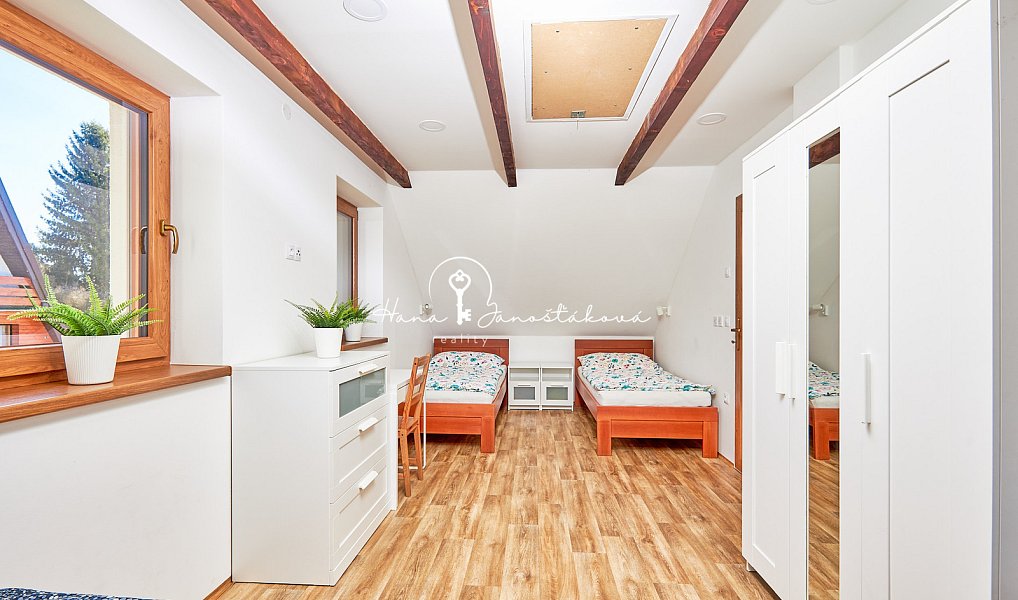 Prodej chaty/chalupy 133 m² s pozemkem 394 m², Černá v Pošumaví – náhled fotky 12