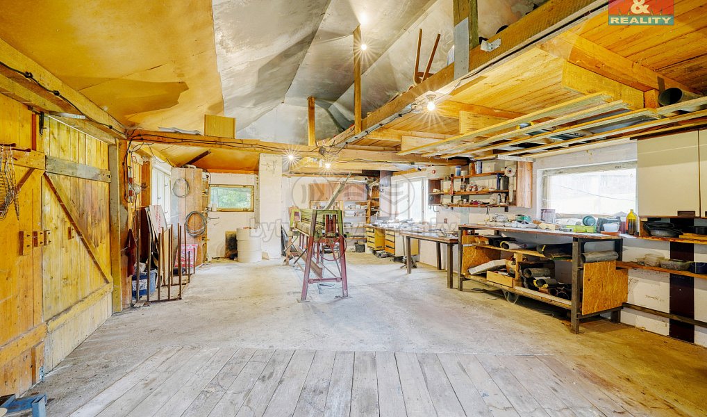 Prodej domu 203 m² s pozemkem 1 307 m², Mrákov – náhled fotky 20