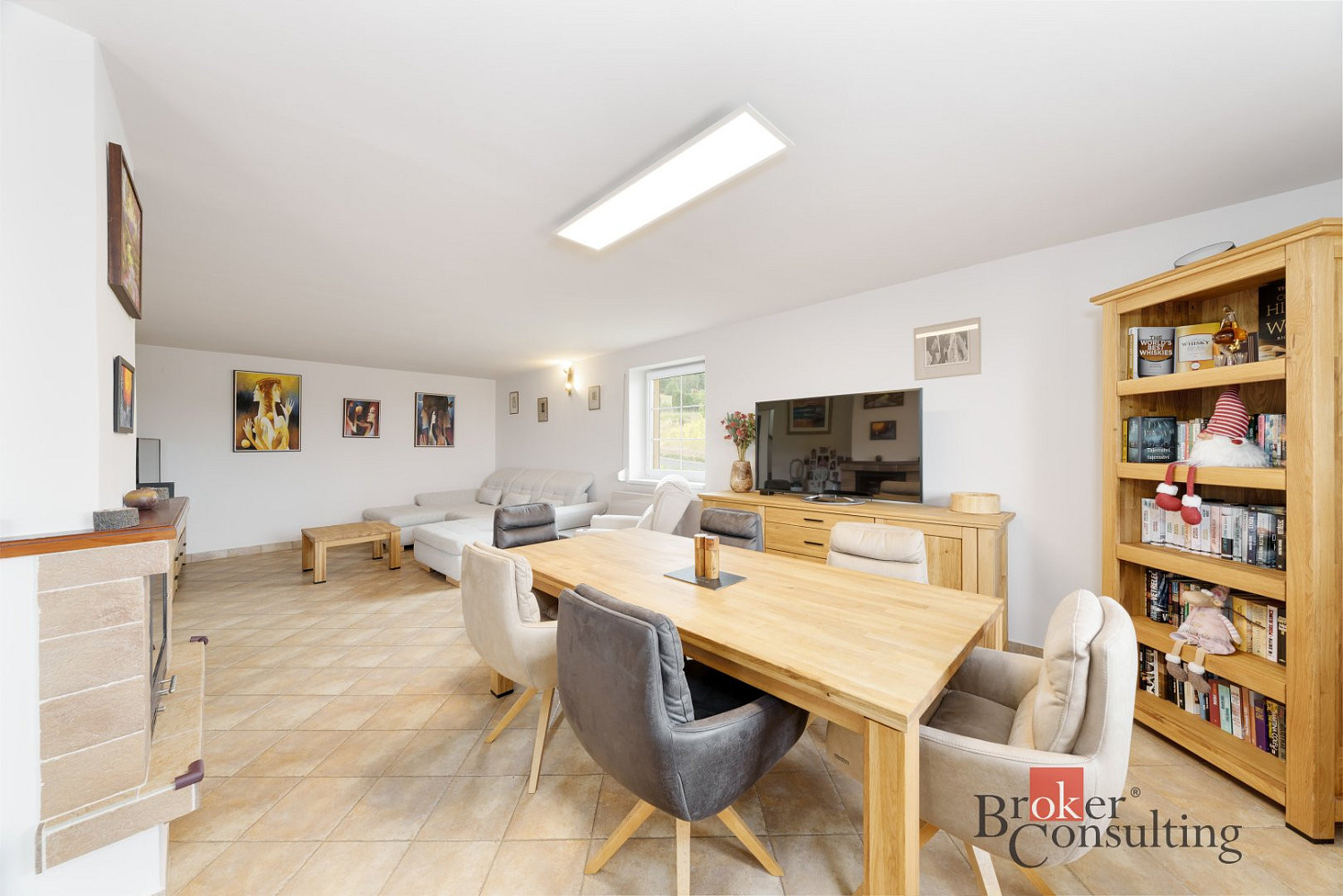 Prodej domu 239 m² s pozemkem 1 179 m² – fotografie 2