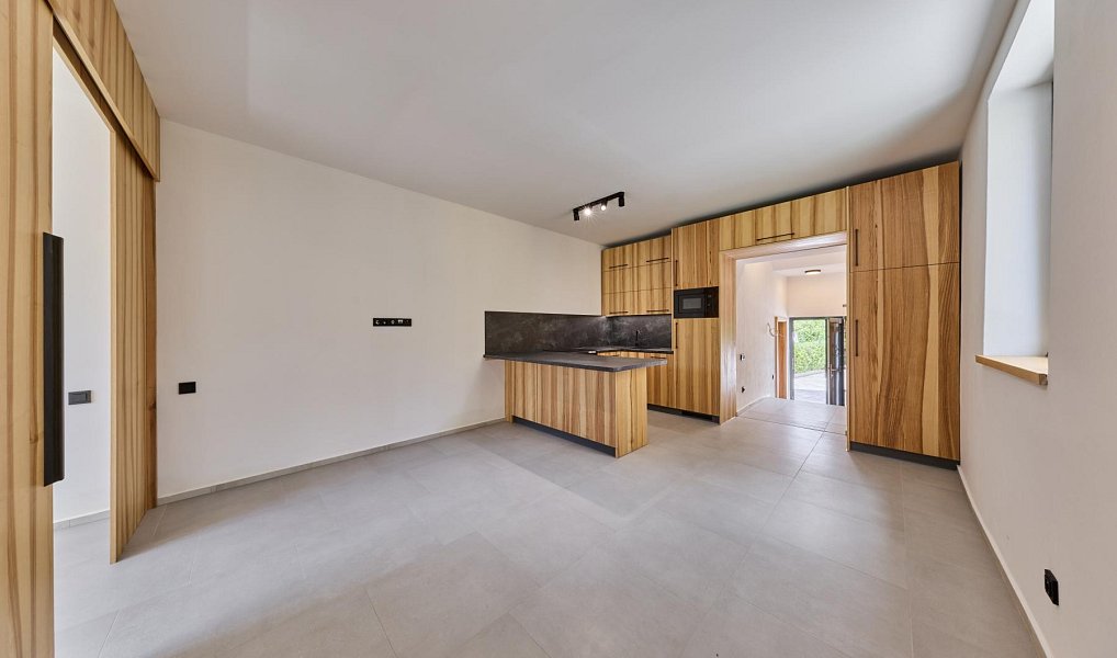 Prodej bytu 2+kk 48 m², Mladé Buky – náhled fotky 4