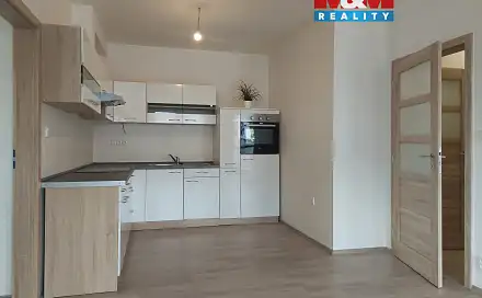 Prodej bytu 3+kk 81 m², Břežany II, okres Kolín
