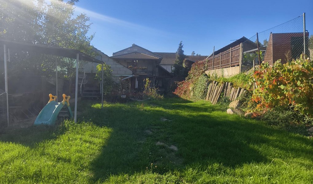 Prodej domu 420 m² s pozemkem 1 227 m², Radslavice – náhled fotky 18