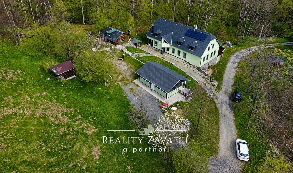 Prodej ubytovacího objektu 322 m², Vysoká – náhled fotky 8