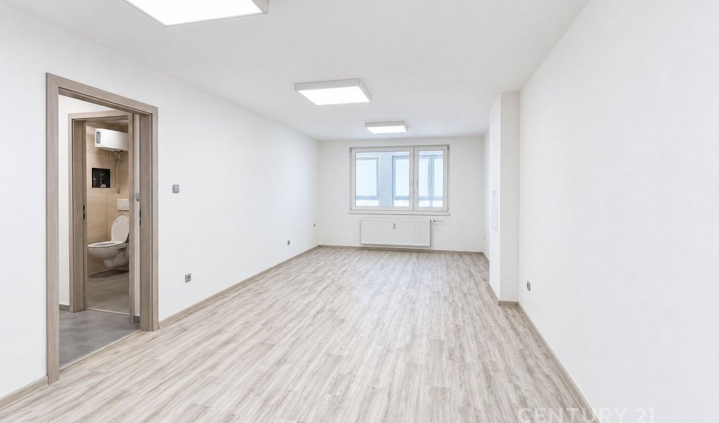 Prodej komerčního objektu (jiného typu) 70 m², Znojmo – náhled fotky 3