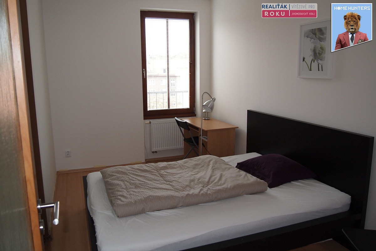 Pronájem bytu 2+kk 48 m² — photo 3