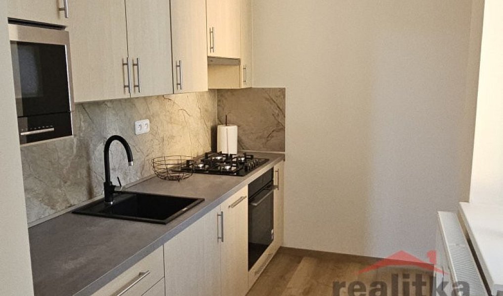 Pronájem bytu 1+1 36 m², Opava – náhled fotky 9