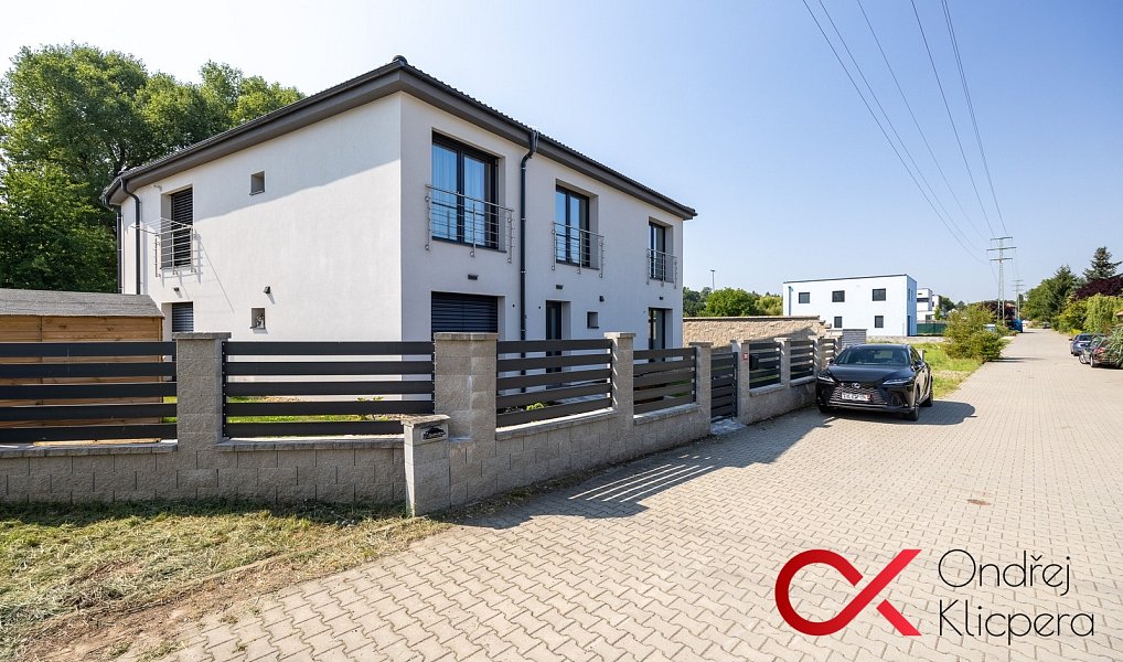 Prodej bytu 3+kk 86 m², Tuchoměřice – fotka 1 z 29
