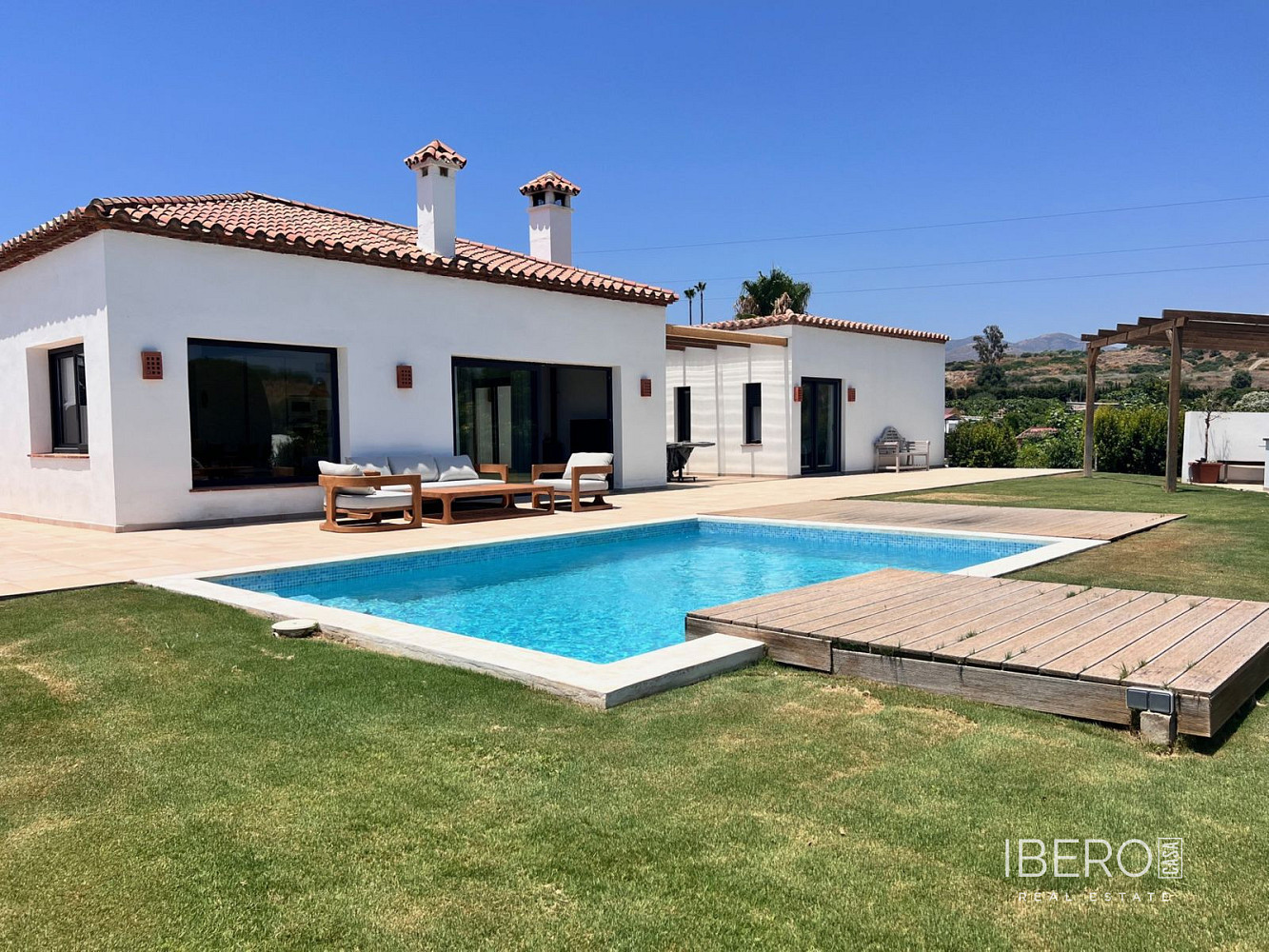 Casa 4+kk – Estepona, Barriada Islas Canarias
