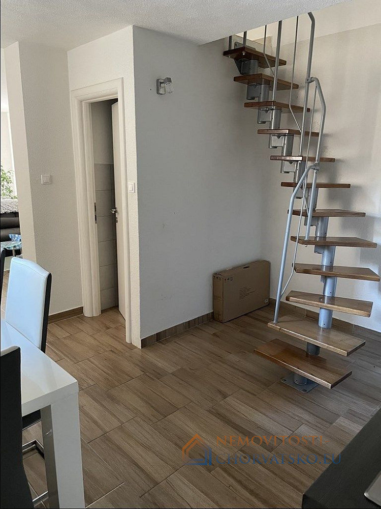 Prodej bytu 2+kk 74 m² – pohled 5