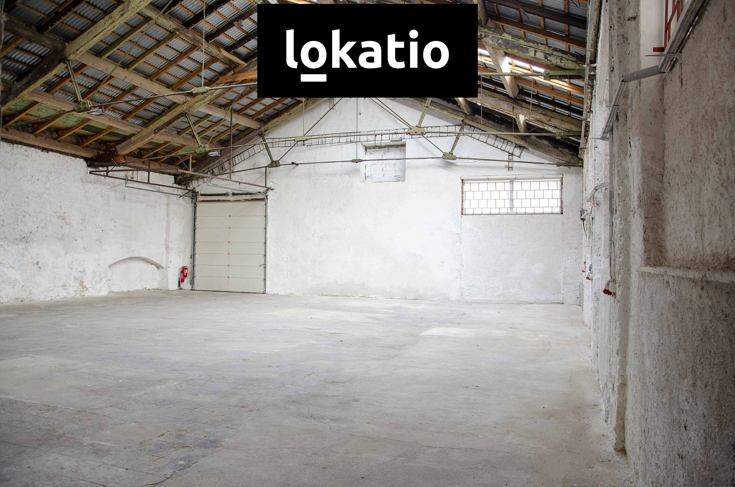 Pronájem skladovacích prostor 713 m²