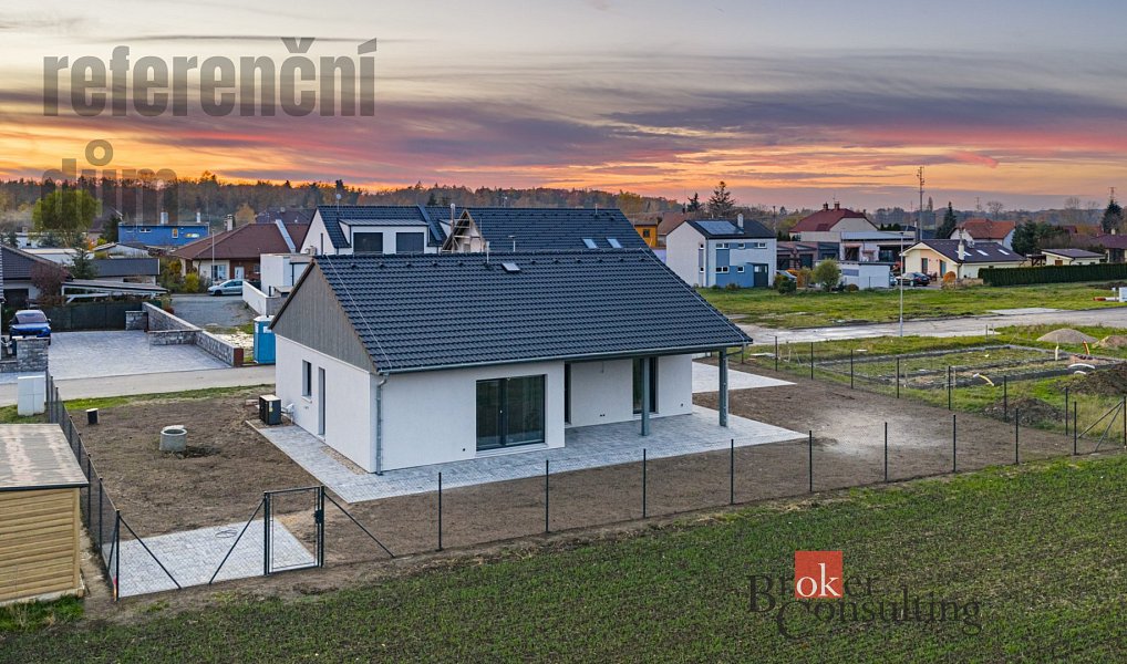 Prodej domu 90 m² s pozemkem 816 m², Sezemice – náhled fotky 5