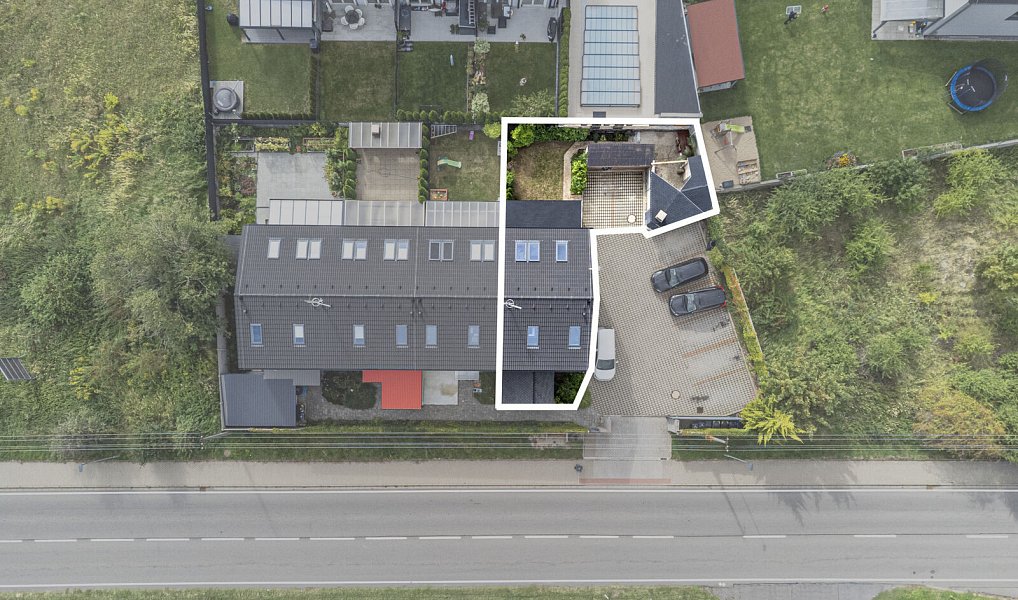 Prodej bytu 6+kk 163 m², Sulice – náhled fotky 2