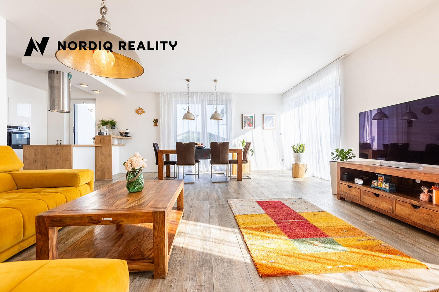 Prodej domu 171 m² s pozemkem 1 243 m² – fotografie 3