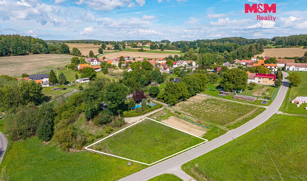 Prodej stavebního pozemku 992 m², Hrazany – náhled fotky 3