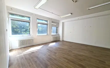 Pronájem kanceláře 250 m², Polenská, Jihlava
